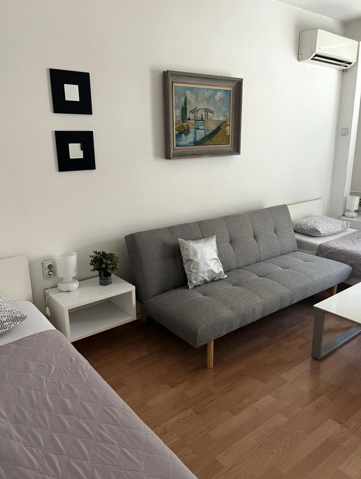 Arss Apartment Skopje Main Square Dış mekan fotoğraf