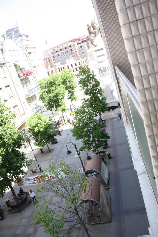 Arss Apartment Skopje Main Square Dış mekan fotoğraf