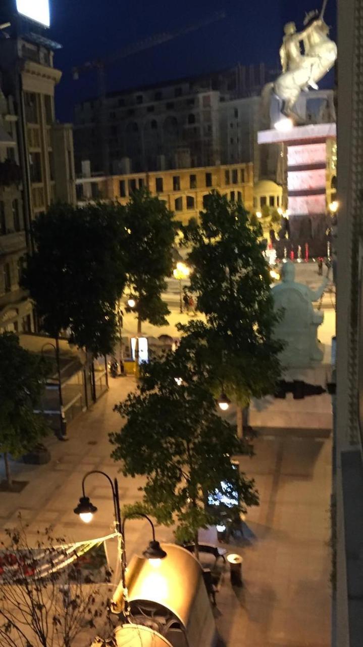 Arss Apartment Skopje Main Square Dış mekan fotoğraf