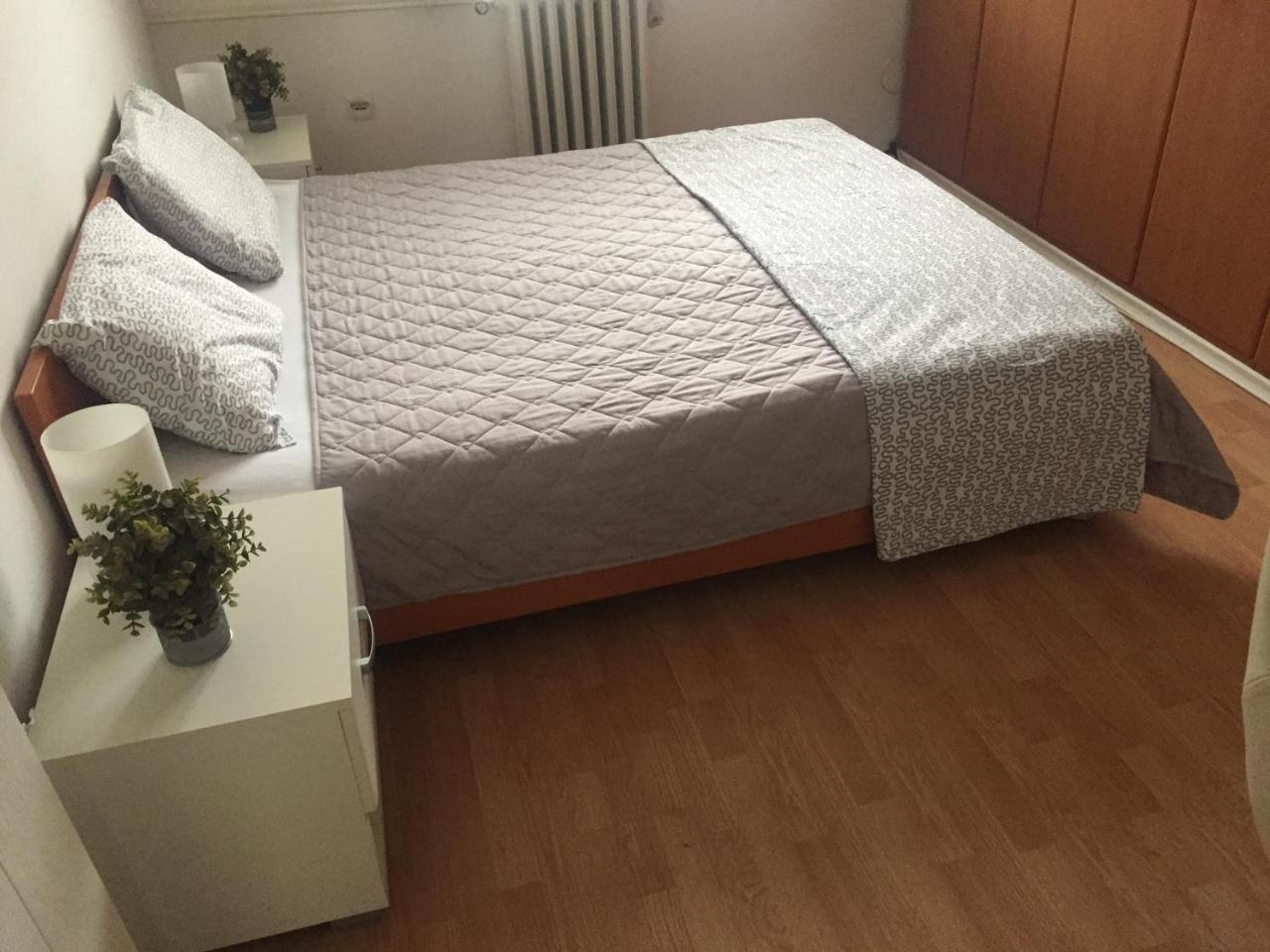 Arss Apartment Skopje Main Square Dış mekan fotoğraf